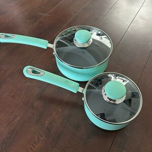 Turquoise Non-Stick Saucepan Set